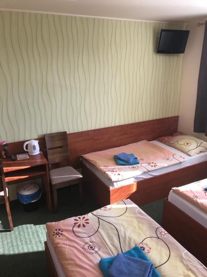 Hotel Hokejka Prievidza Extérieur photo