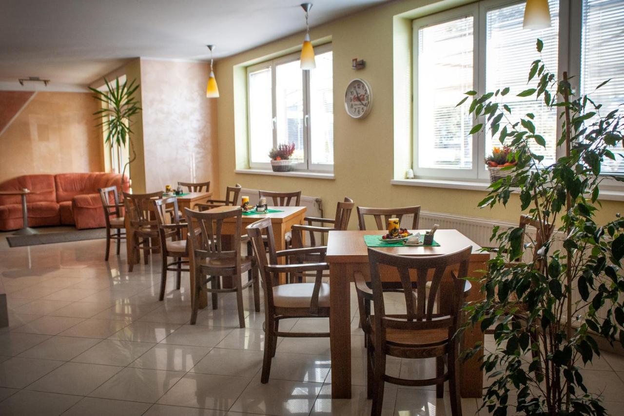 Hotel Hokejka Prievidza Extérieur photo