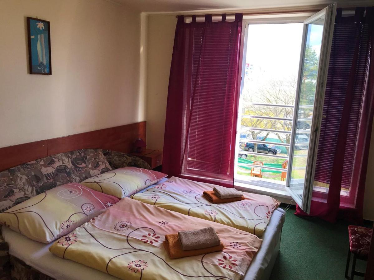 Hotel Hokejka Prievidza Extérieur photo